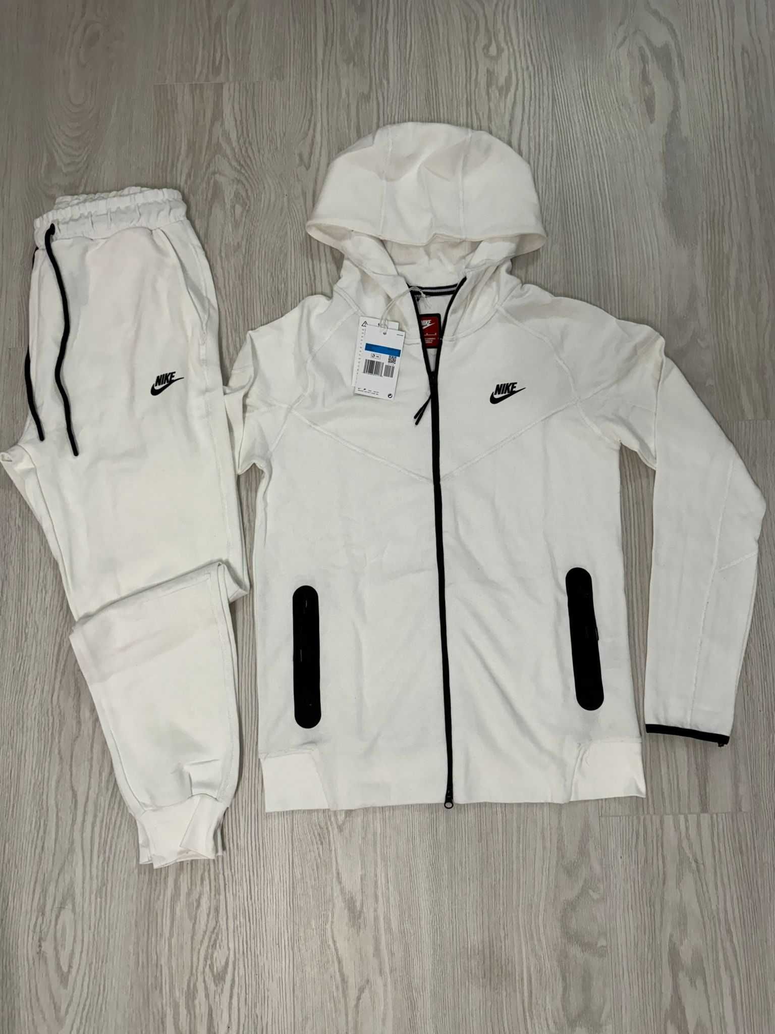 Trening Nike Tech Fleece Model NOU l Compleu Baieti / Barbati / Unisex