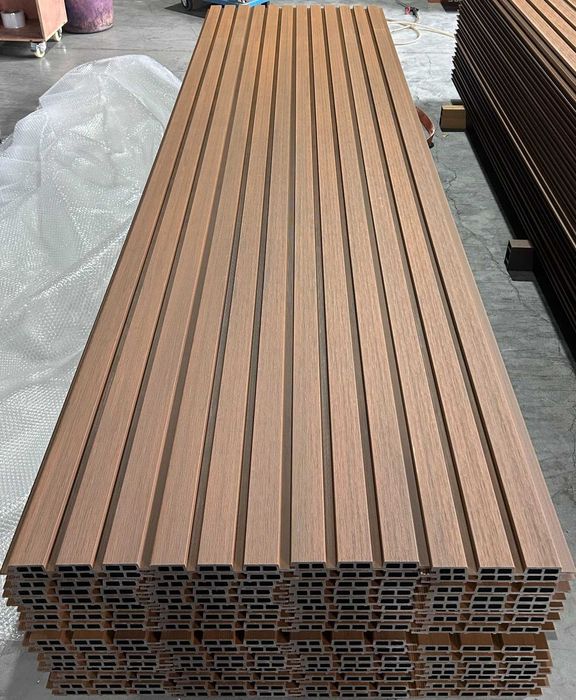 Фасадна композитна ламперия WPC