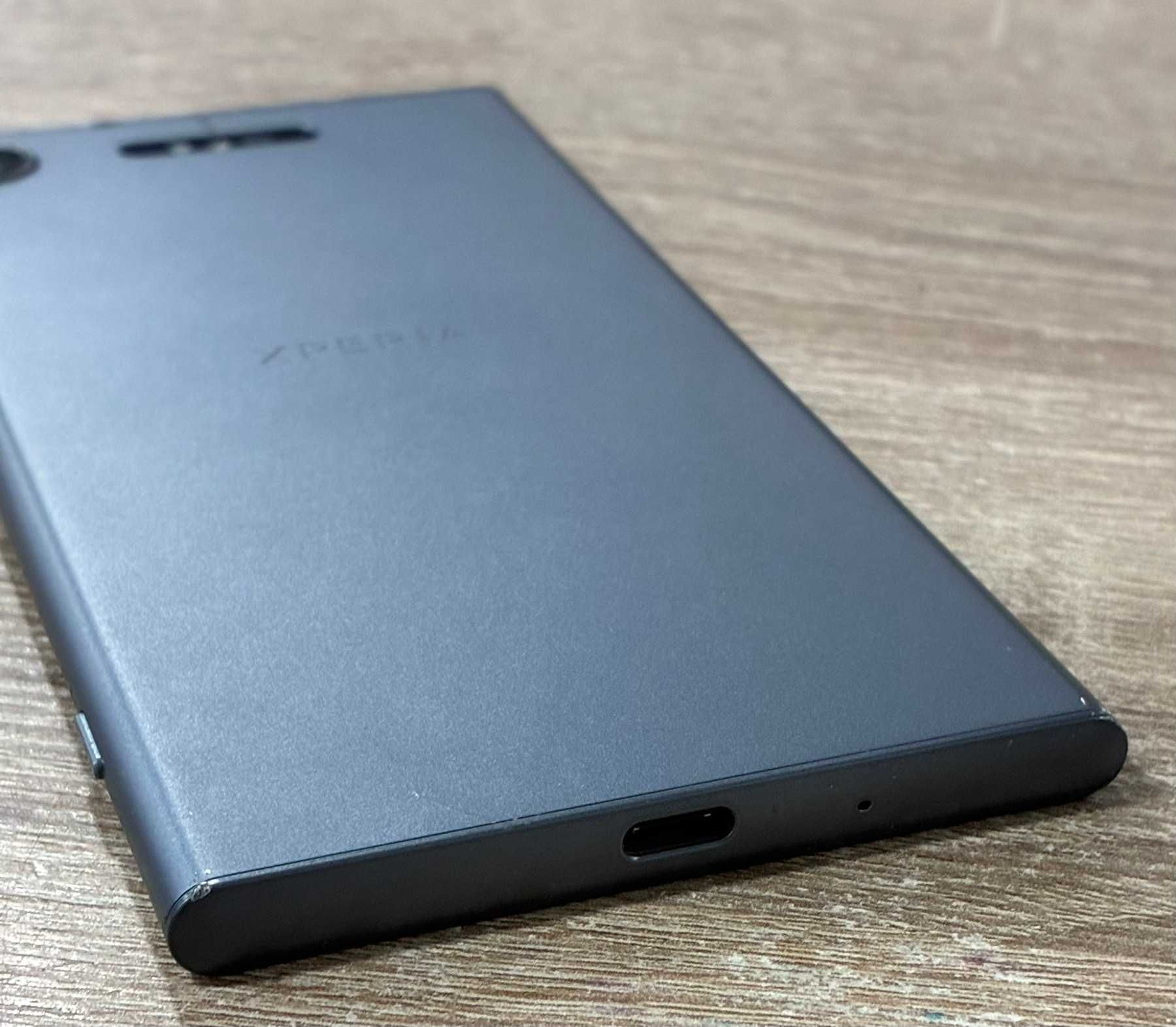 Продавам Sony Xperia XZ1 64/4 gb