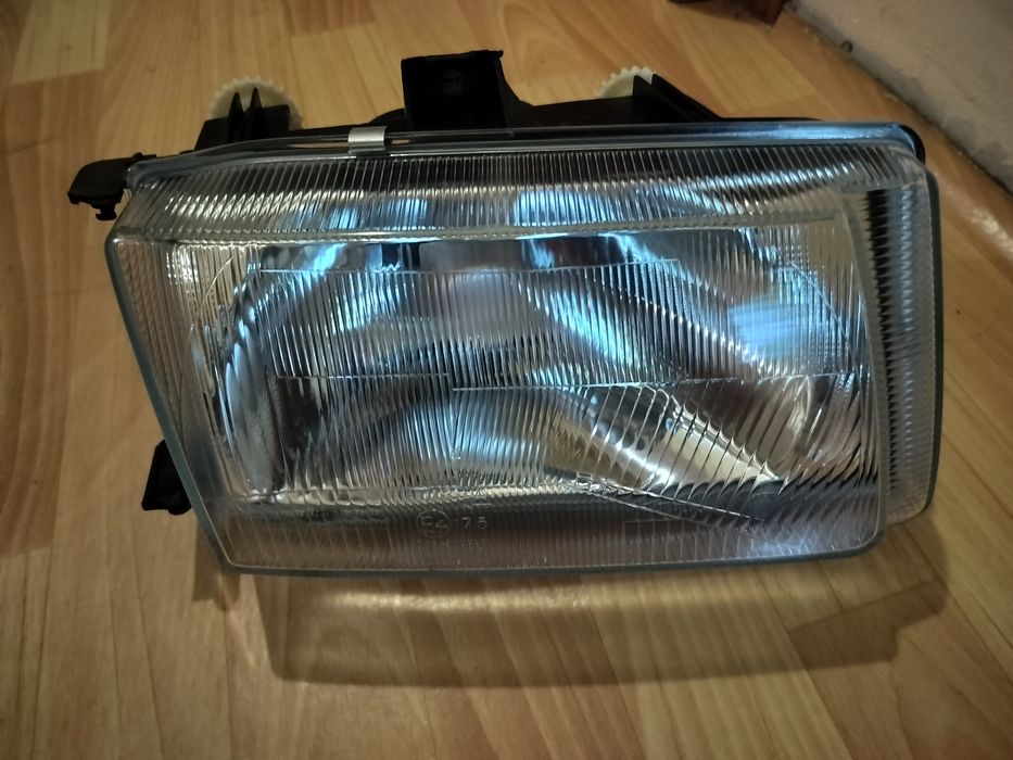 Фары Vw Caddy/Polo classic