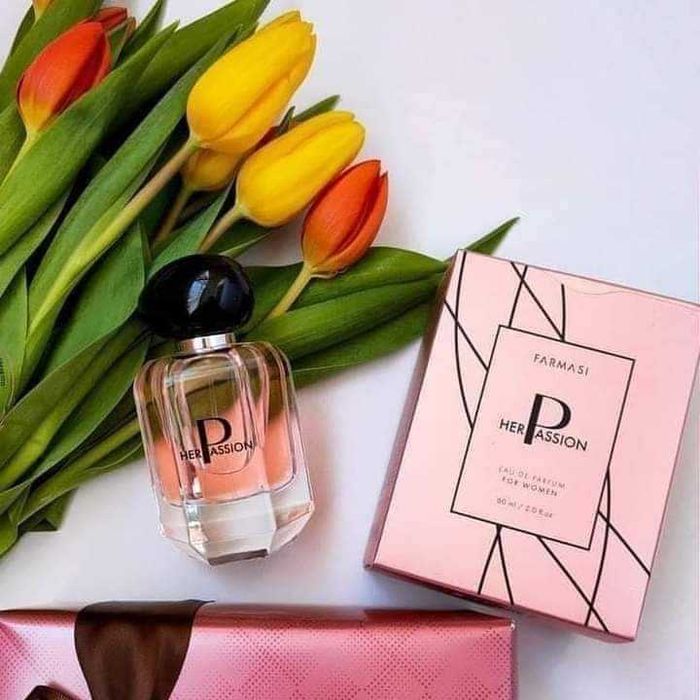 Apa de parfum pt ea Her Passion