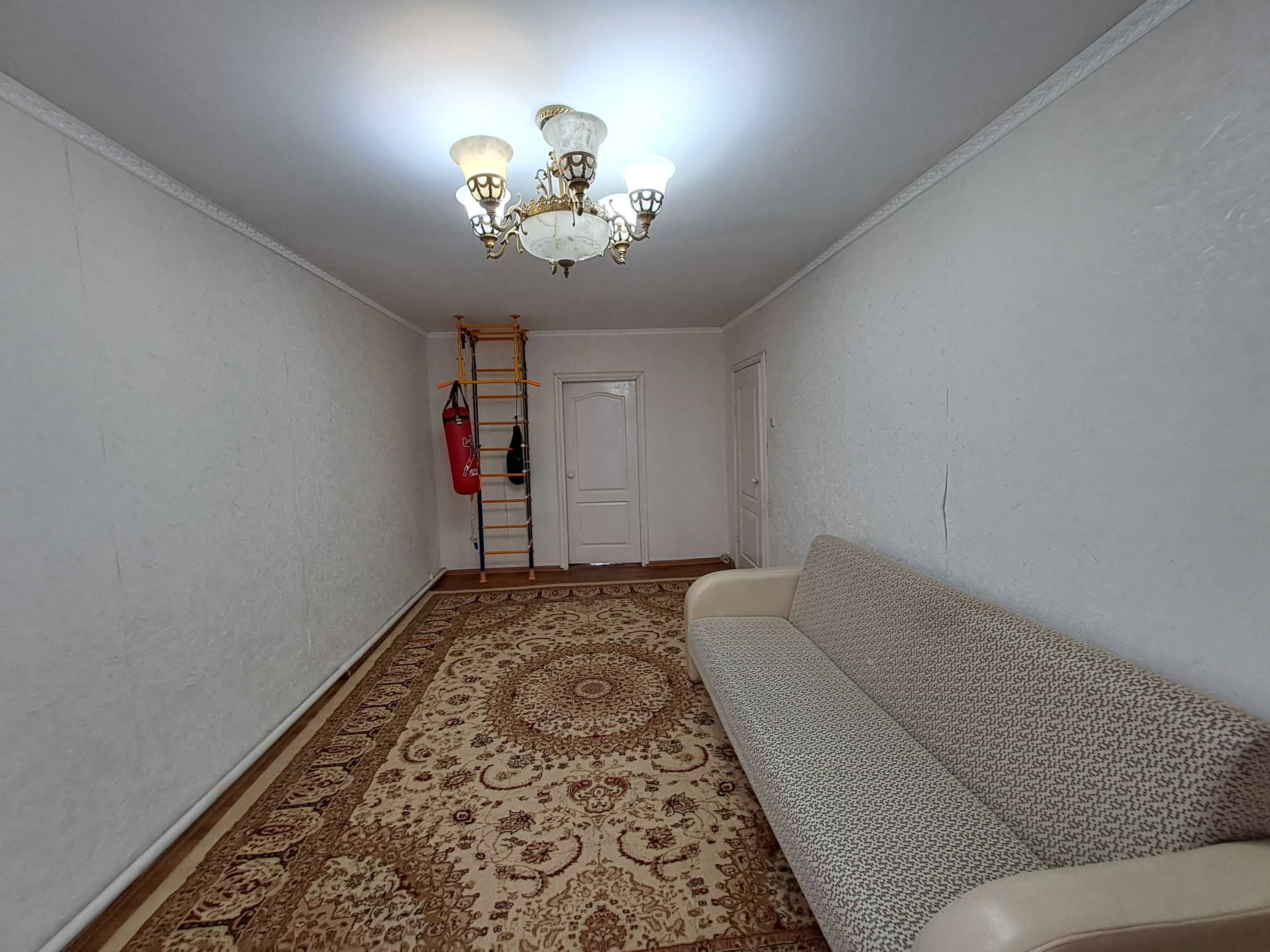 Продам 3х комнатную квартиру в Тепличном комбинате. ИПОТЕКА