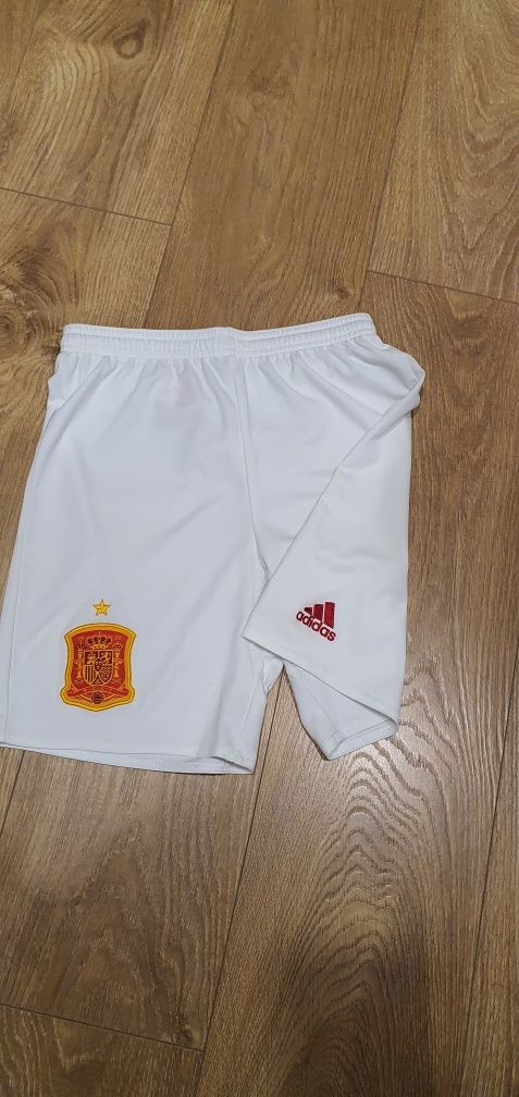 Short adidas mărimea M L copii