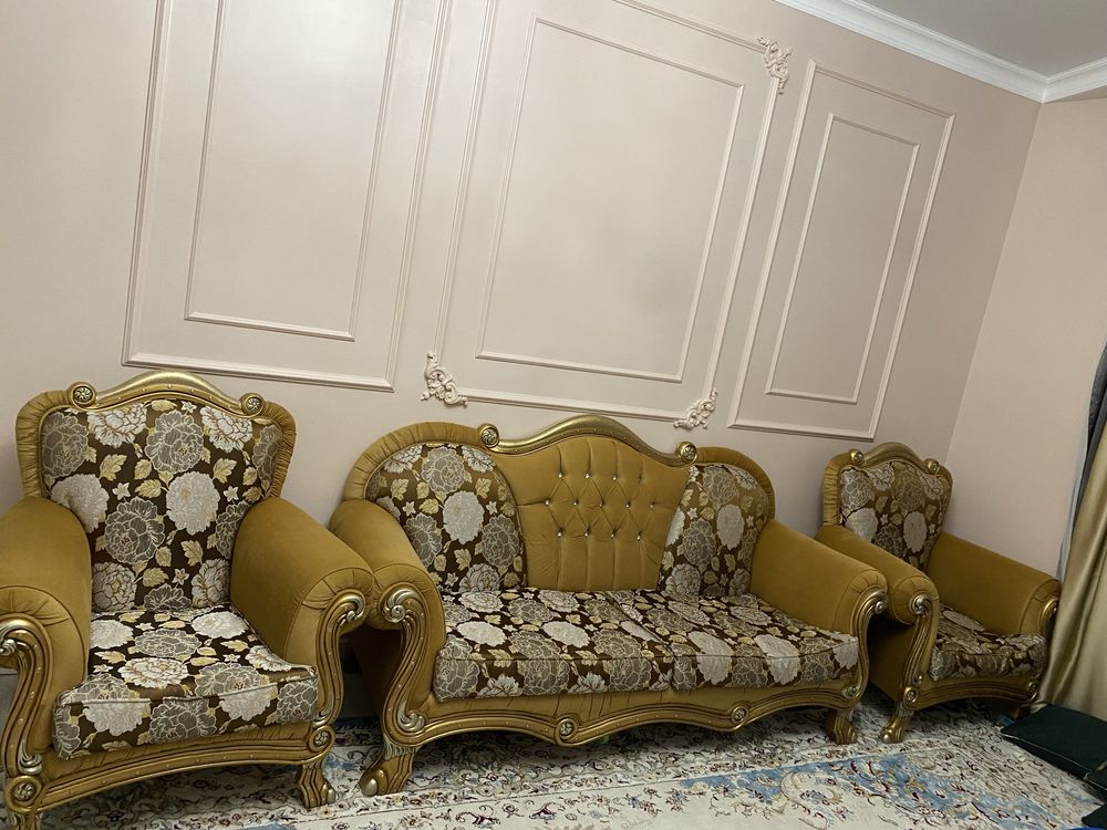 Продается бу диван с 2 креслами