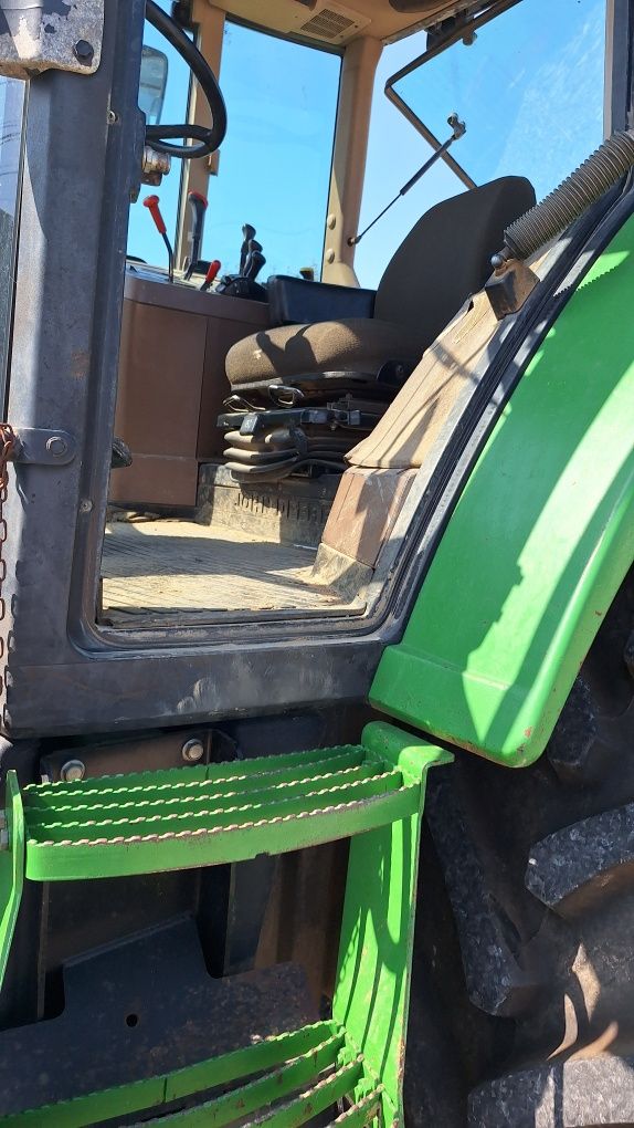 John Deere 7600 de 140 cai în stare Super bună
