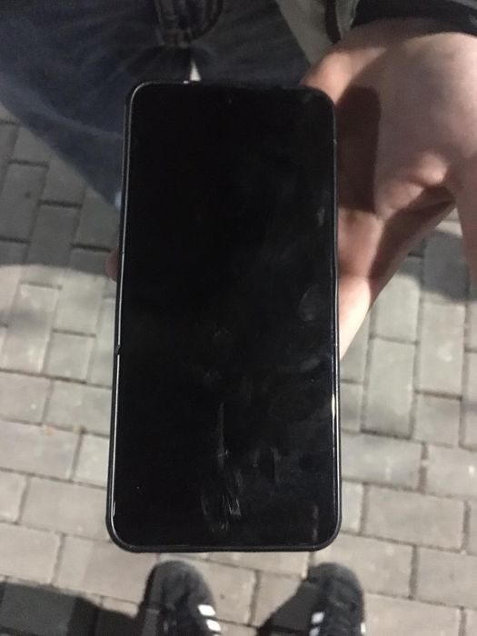 Продам редми 11 в хорошем состоянии