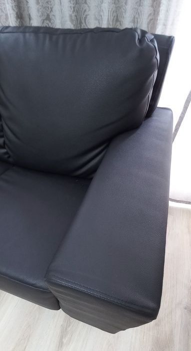 Продаётся диван и кресло для офиса и дома