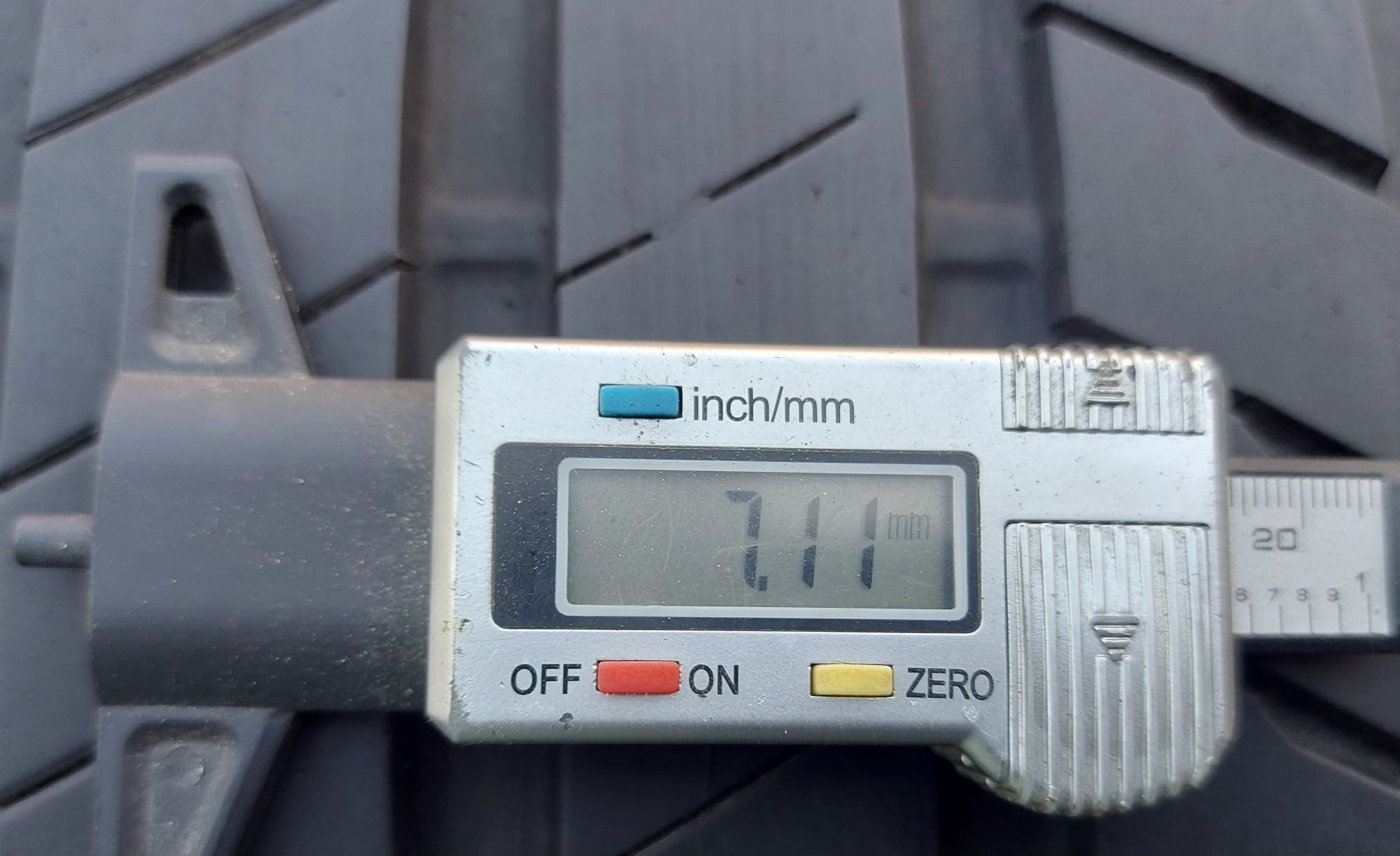 Set 2buc 275/40 R20 106W Bridgestone Alenza 001 *BMW RSC RFT vară