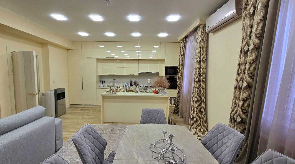 Продаётся квартира 160м2 с классическим ремонтом ор-р. гос.Grand Mir"