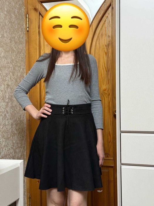 Продаются черная клеш юбка / Qora rangli gavdali yubka sotiladi