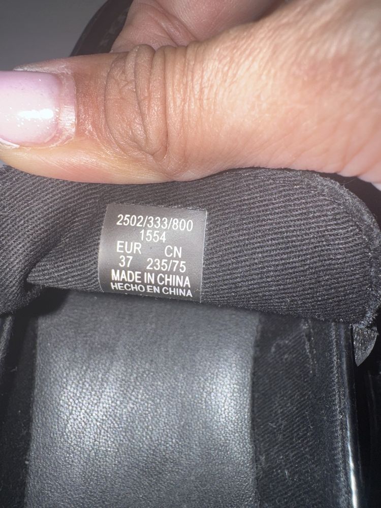 лоуфъри на Zara размер 37