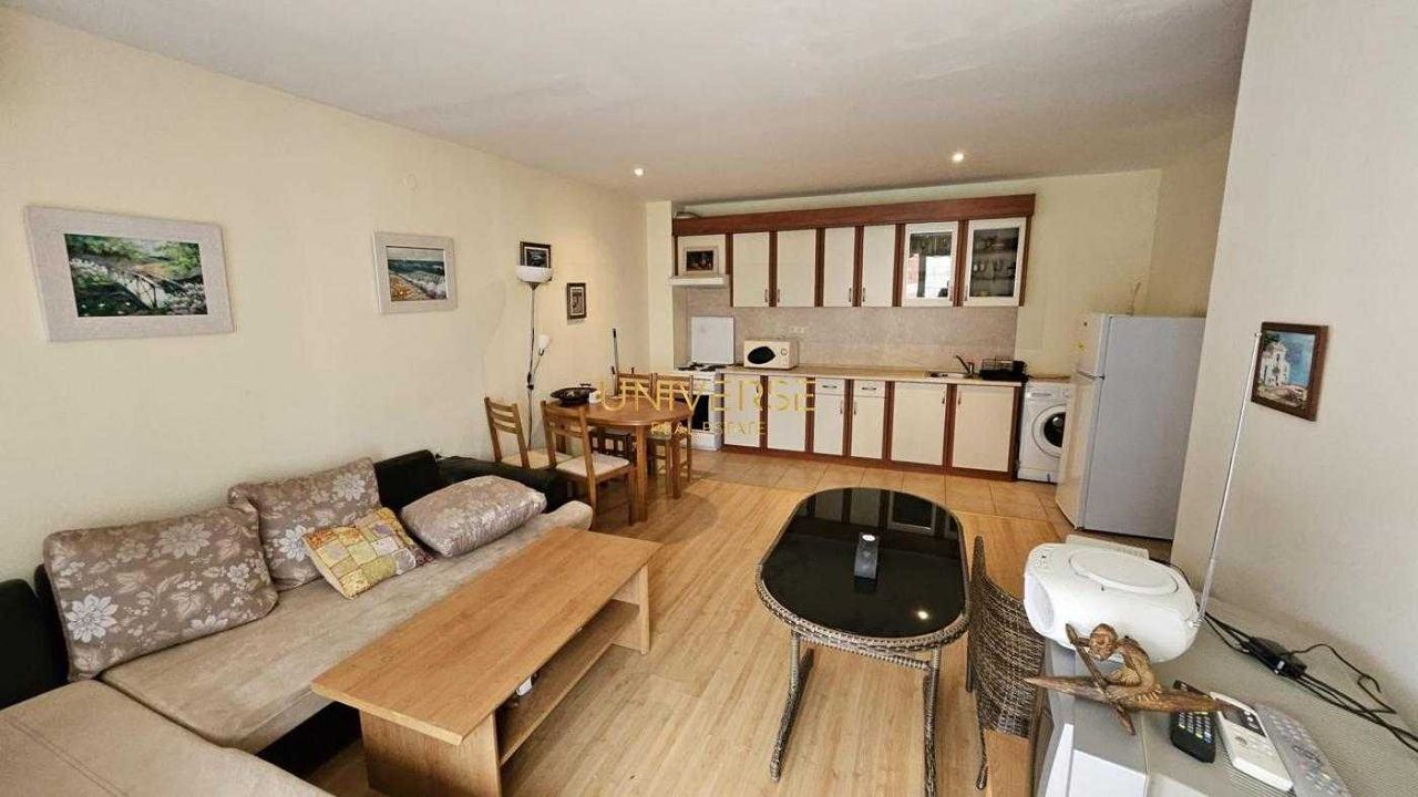Продава се Двустаен апартамент в к.к. Слънчев бряг - 67 кв.м за 1172 €/кв.м - Снимка #1