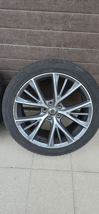 Jante & Anvelope Volvo