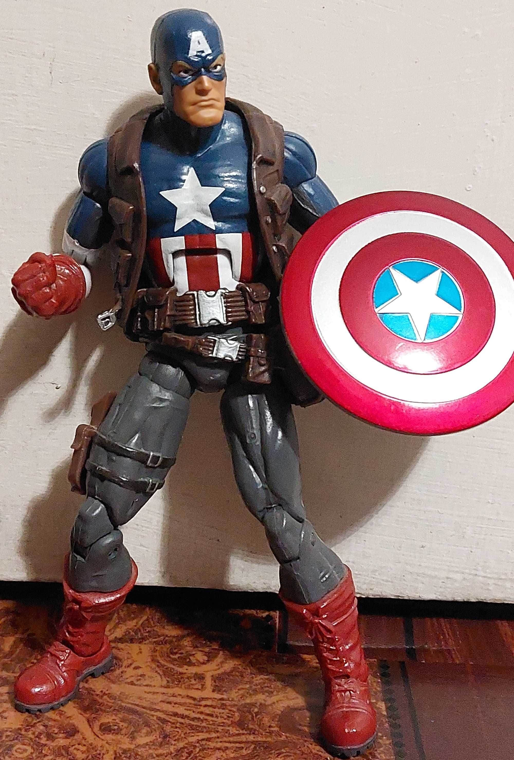 Екшън фигура Marvel Legends Ultimate Captain America