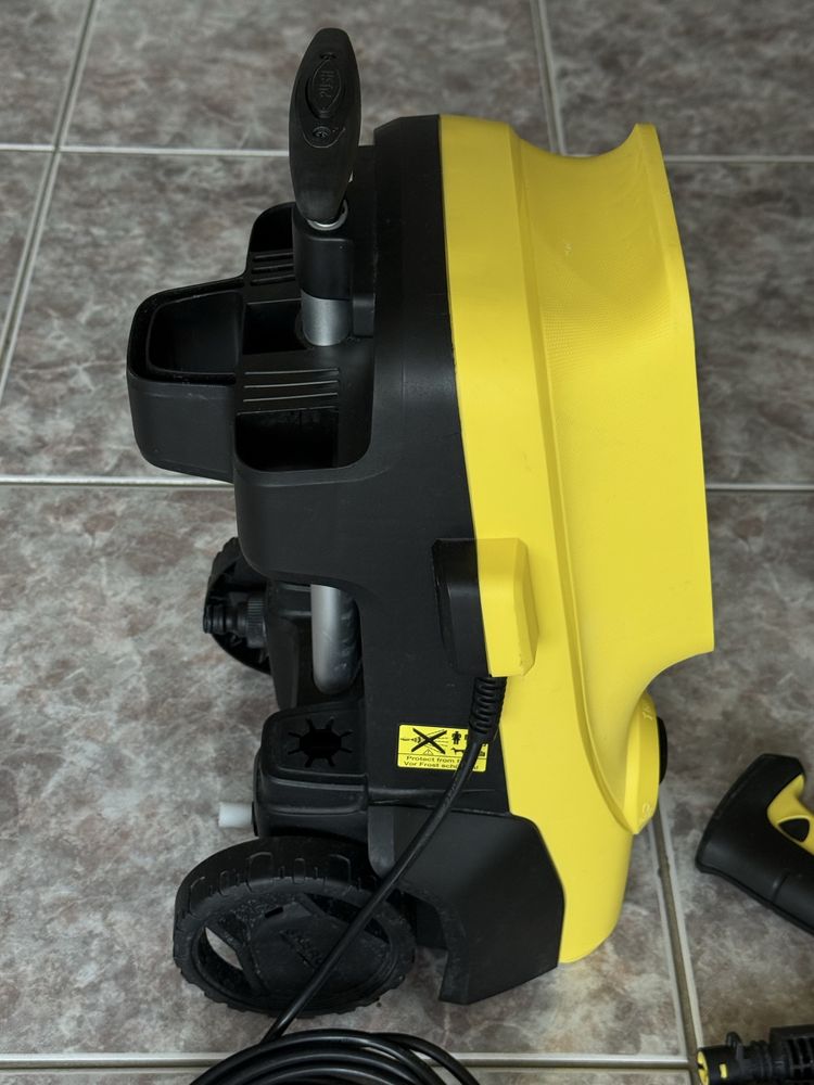 Водоструйка Karcher K4 Classic Car в гаранция 05-2026