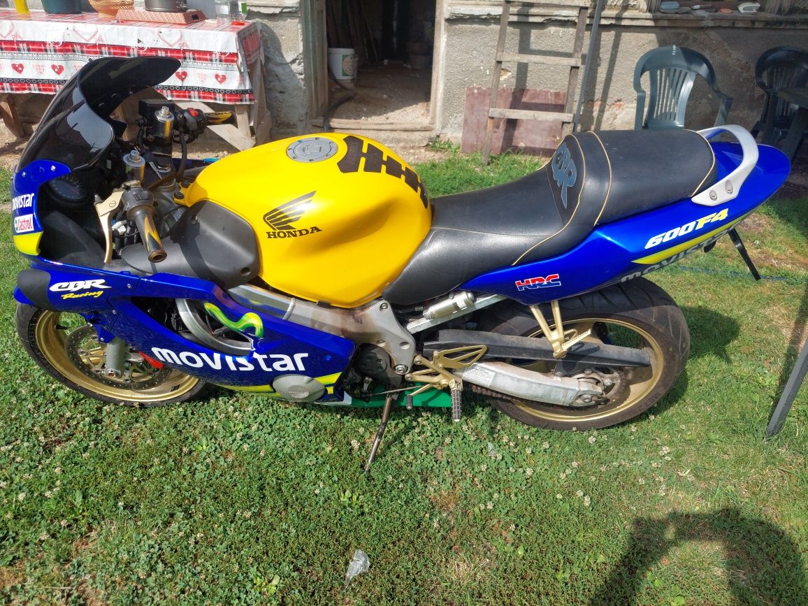 Vand Piese Honda CBR 600 F4    2000