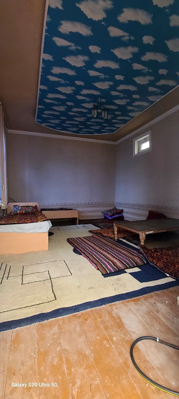 Uchkoprik tumani qoqonboyda xonadon sotiladi