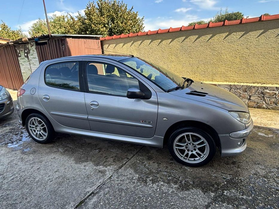 Peugeot 206 1.4HDi 2005г.