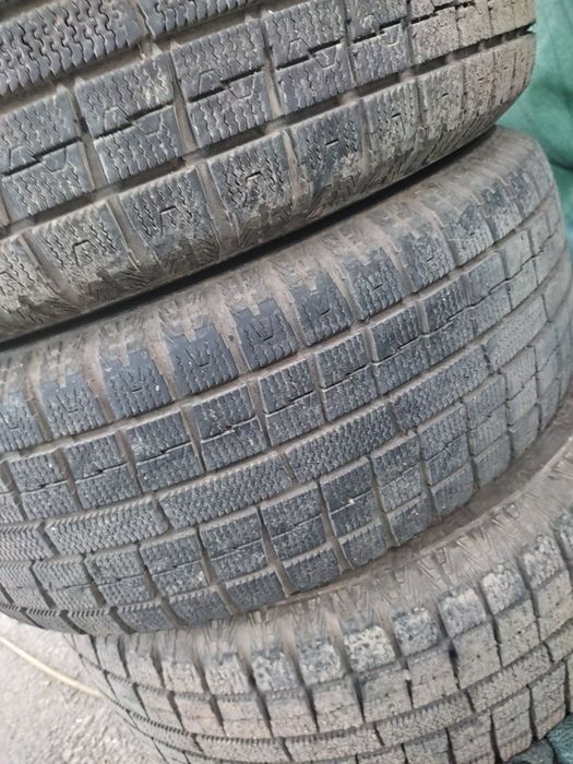 Продам зимние шины