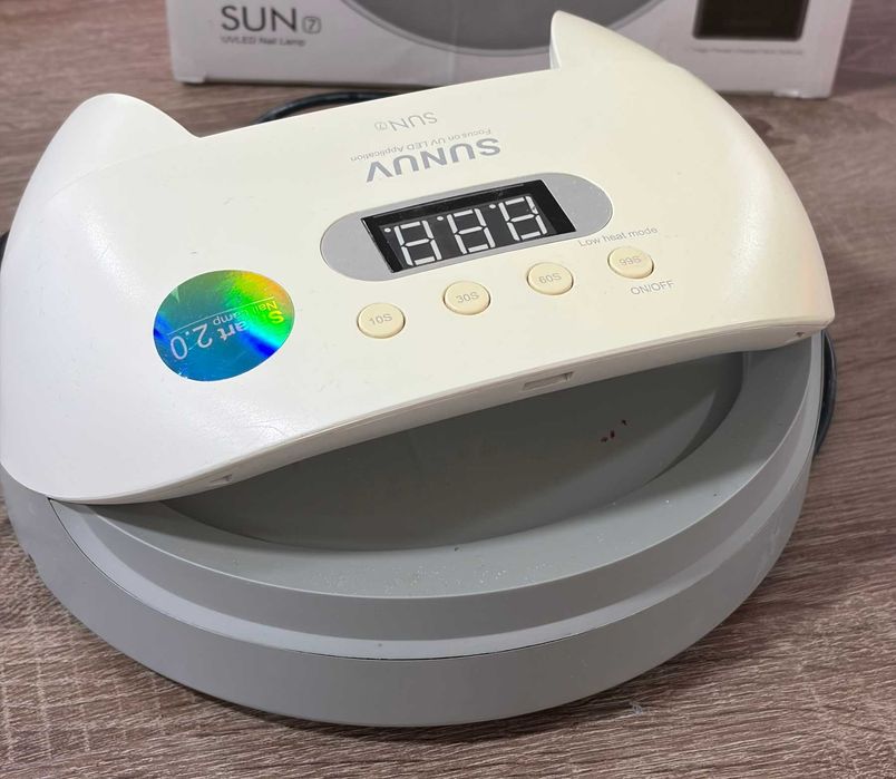 Професионална UV/ LED Лампа за Маникюр SUN7