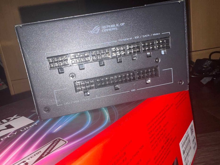 Блок питания ROG-STRIX-750G