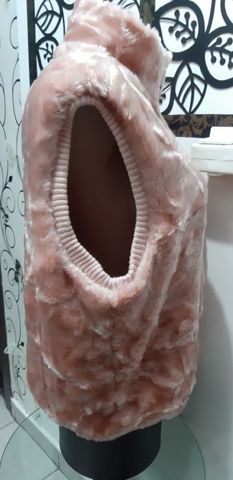 Vesta superbă de blăniță roz nouă