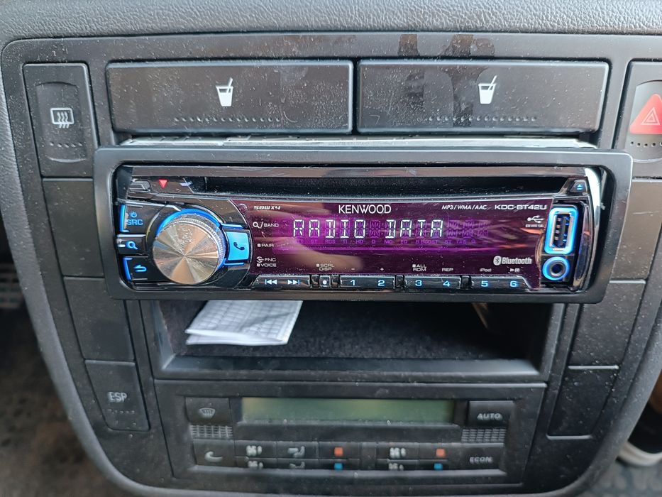 Радио CD за автомобил Kenwood