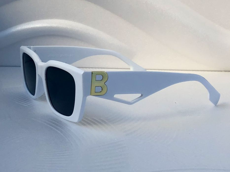 Модерни дамски слънчеви очила