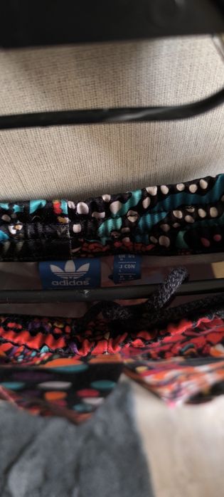 Уникален и различен спортен екип Adidas