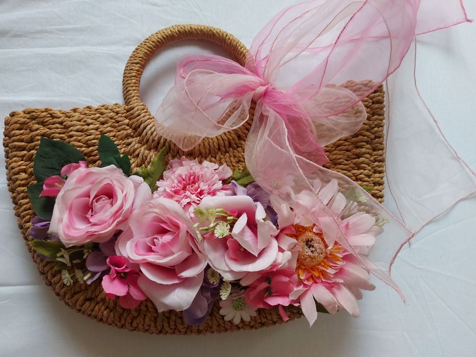 Palarie și cos pentru plaja