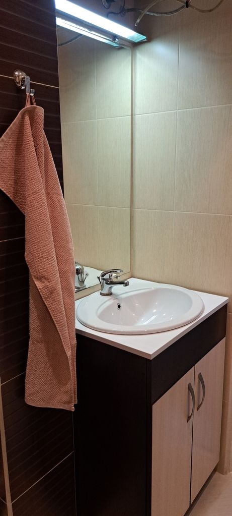 Продава се Тристаен апартамент в Сливен, Сини камъни - 65 кв.м за 1177 €/кв.м - Снимка #13