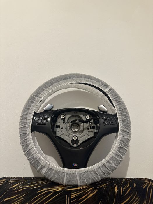 Volan E90 E91 E92 E93, M original cu padele si airbag