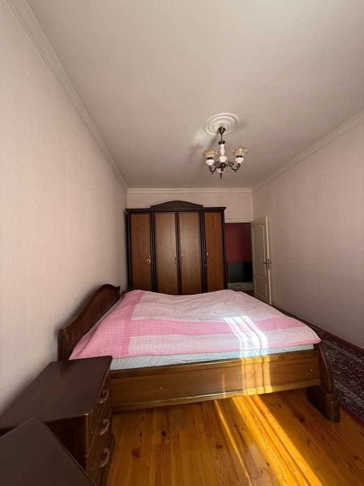 Продаётся квартира Эльбек Попугайчик 3/1//4  140м2