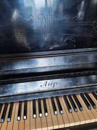 Пиано "ЛИРА" модел 102
