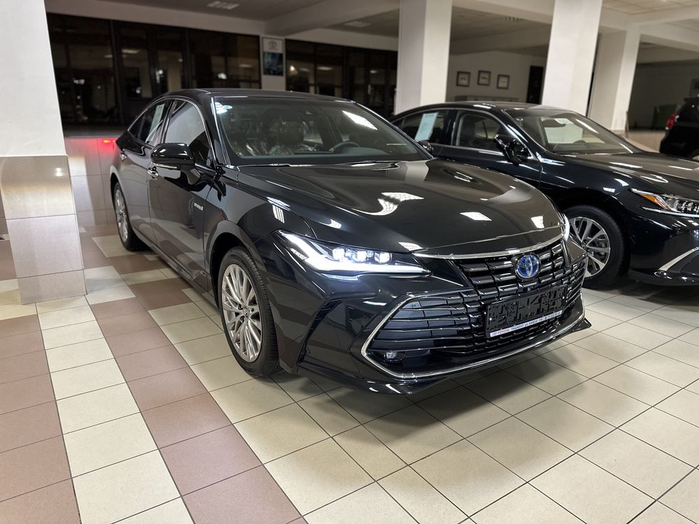 Toyota Avalon Hybrid 2024