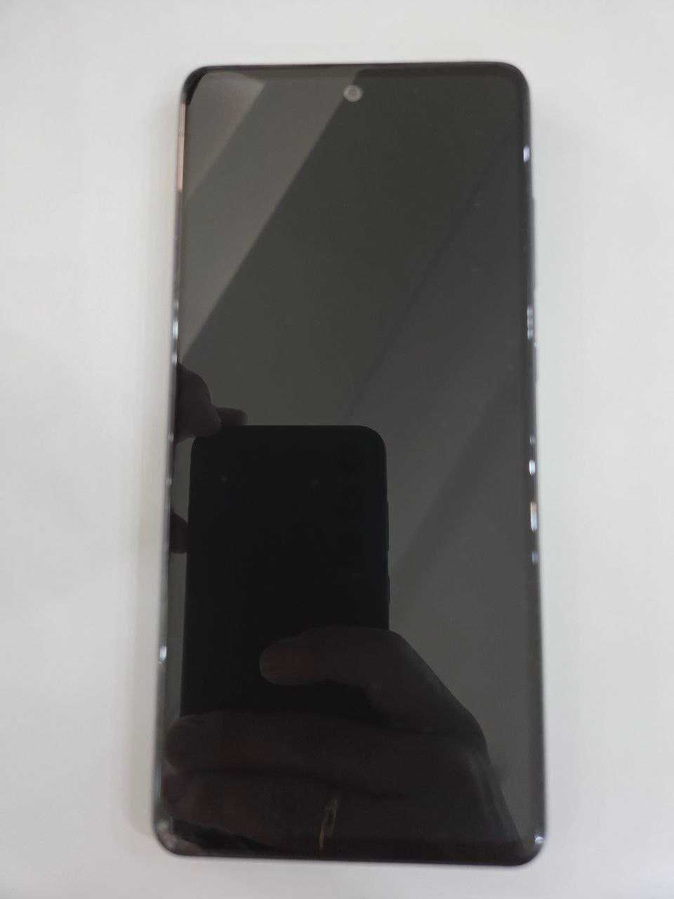 Мобильный телефон Samsung A-72