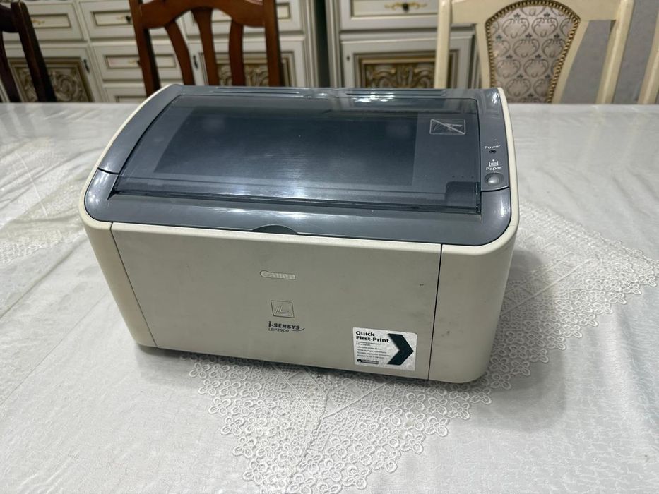 Продам принтер Canon LBP2900 в отличном состоянии
