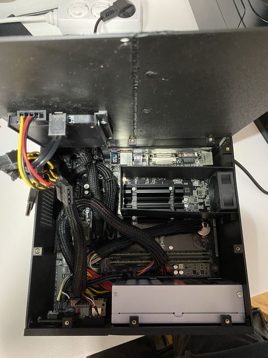 Настолен компютър