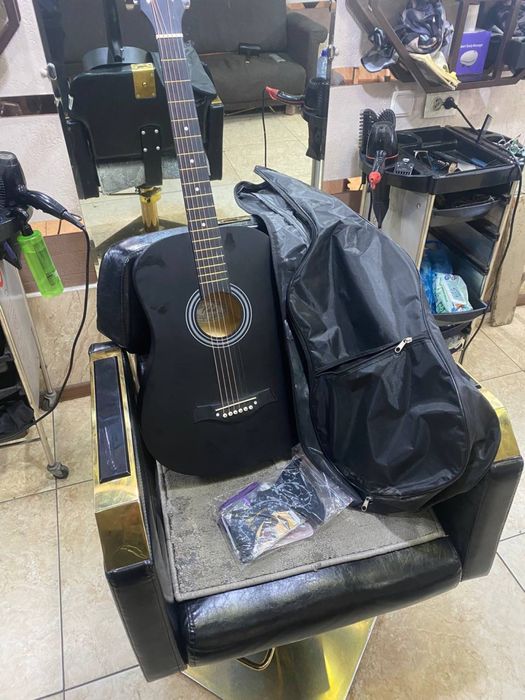 yengi gitara hama narsasi bor