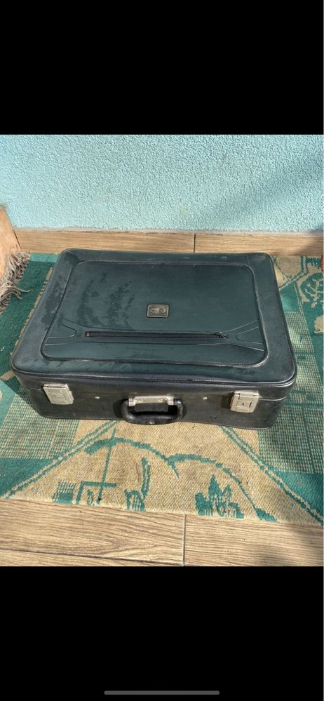 Vand valiza și geamantan piele vechi vintage