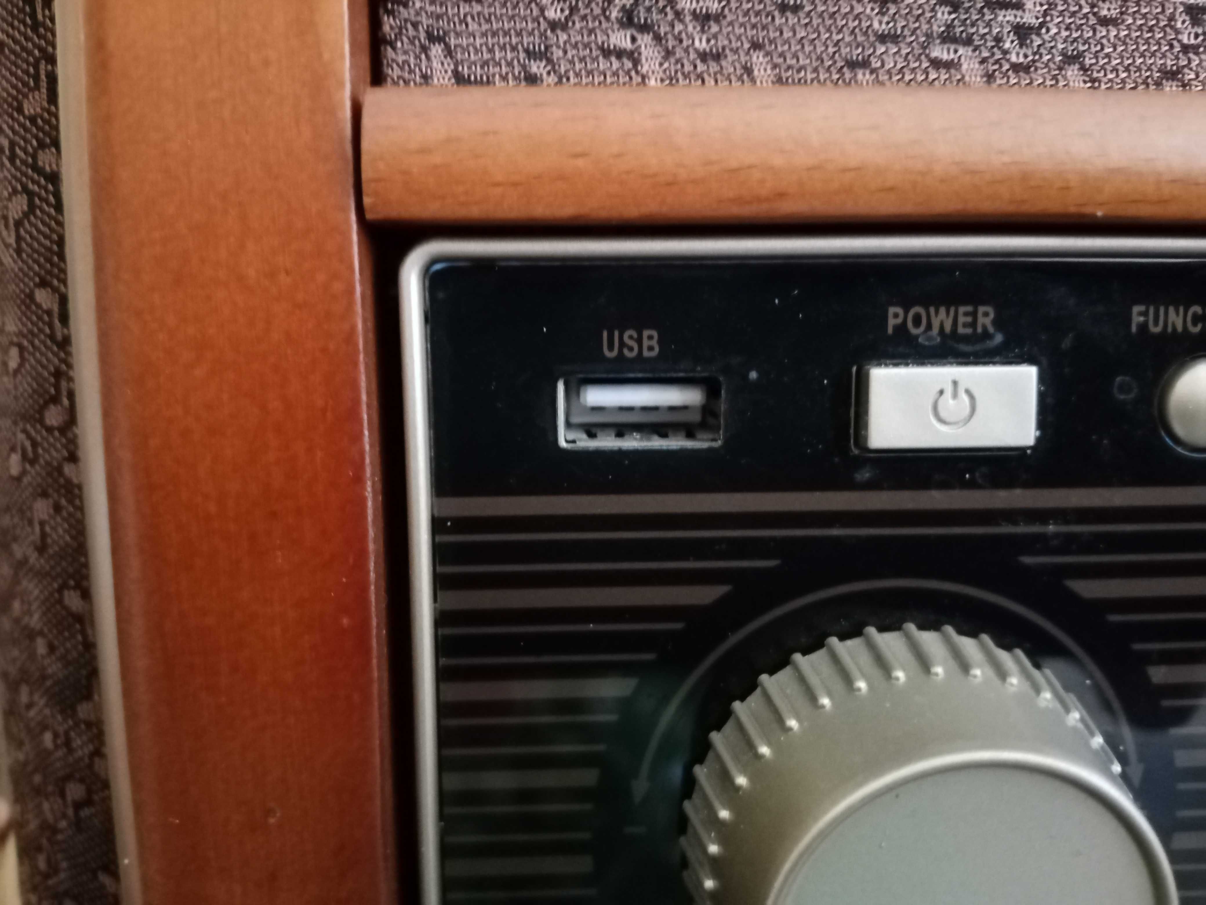 Ретро радио-грамофон-касетофон-CD- USB- Bluetooth AUNA Belle Epoque