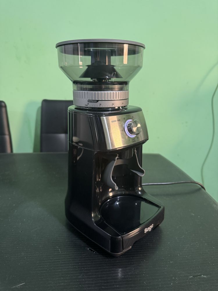 Pachet complet barista - Espressor Sage Bambino Plus + Râșniță Sage