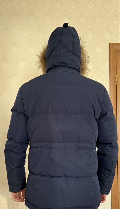 Продам мужскую зимнюю очень теплую куртку