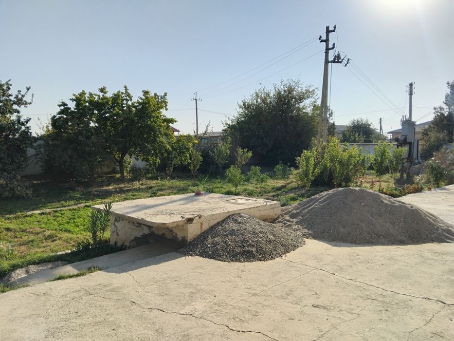 Qarshi shahridan 6 sotix yer sotiladi