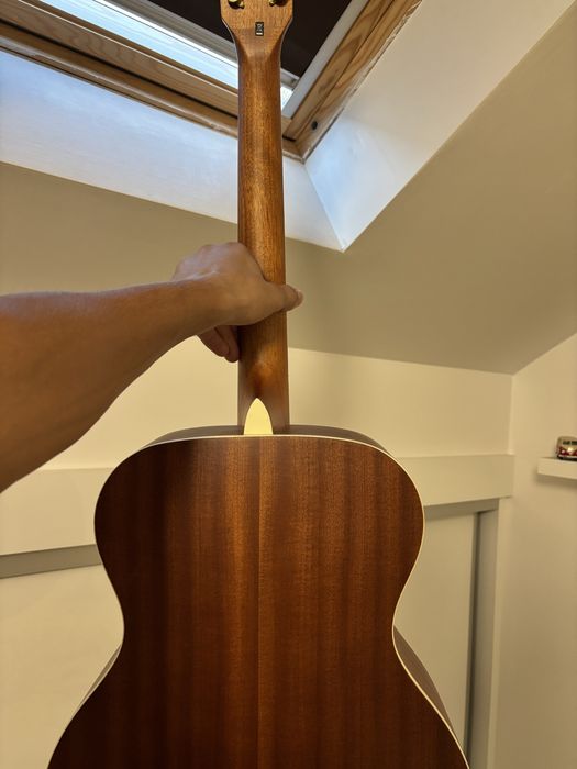 Schimb chitara benton nou nouta