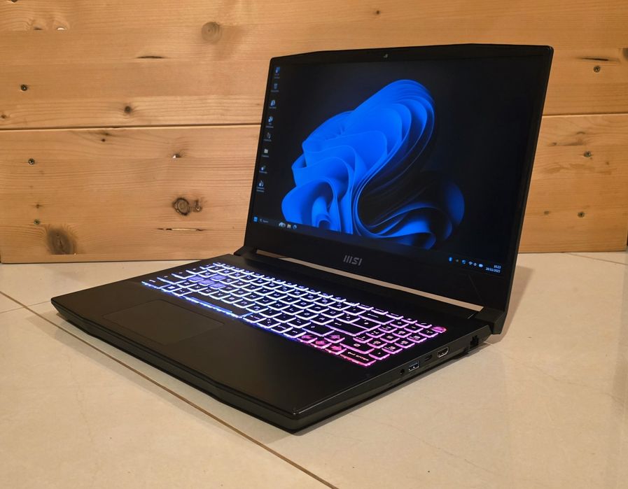 Laptop gaming MSI i7 12th 16 core 4.7GHz 16GB DDR5 RTX 4070 144 Hz