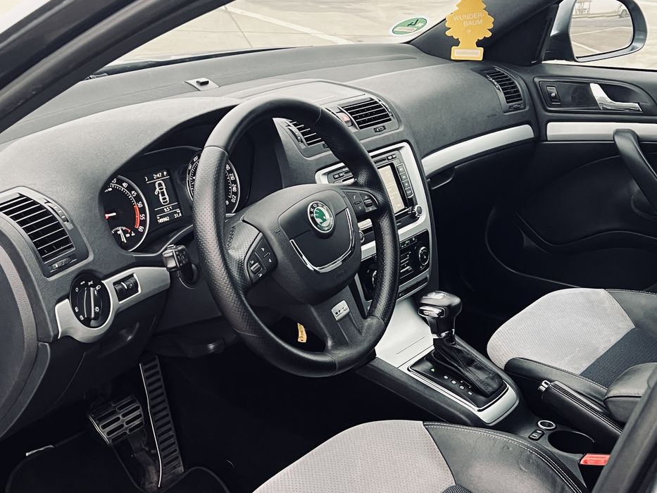 Skoda Octavia VRS / 2012 / Automata 170Cp