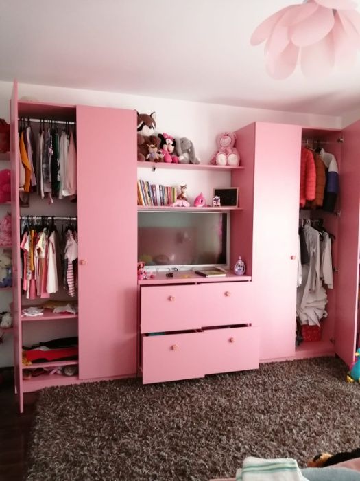 Vand dormitor de fetite+Saltea Cadou sau se vinde pe bucati