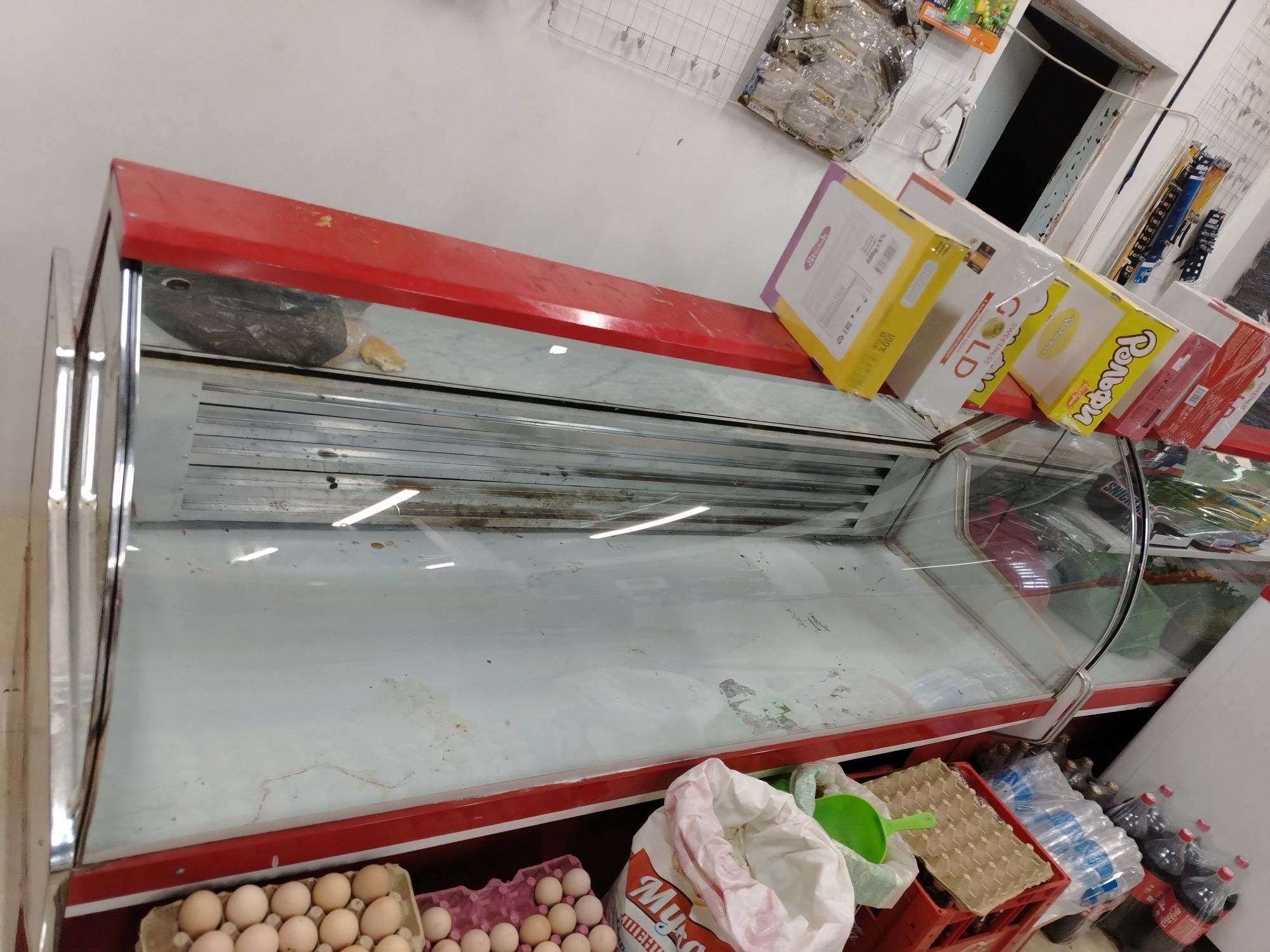 Xaladenlik dukonga kalbasa va sut mahsulotlari uchun