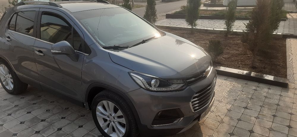 Tracker 1 primer srochna